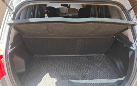 KIA Venga I, 2012 год, 700 000 рублей, 3 фотография