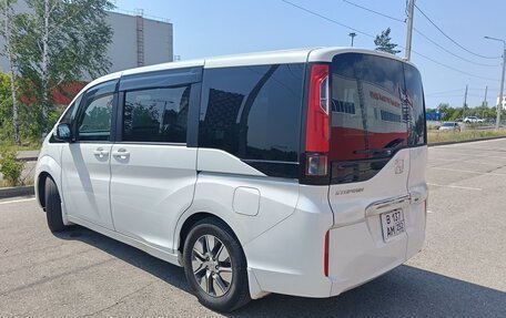 Honda Stepwgn IV, 2016 год, 1 750 000 рублей, 9 фотография