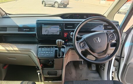 Honda Stepwgn IV, 2016 год, 1 750 000 рублей, 8 фотография