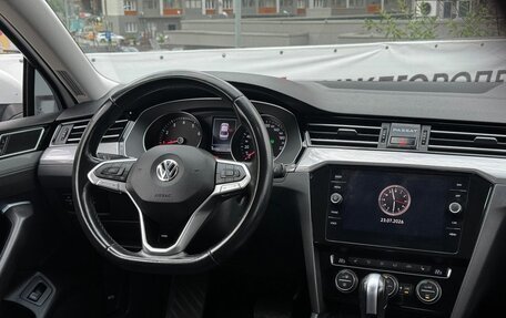 Volkswagen Passat B8 рестайлинг, 2020 год, 2 249 000 рублей, 12 фотография