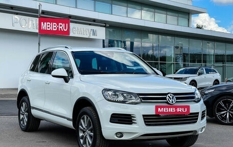 Volkswagen Touareg III, 2014 год, 1 847 000 рублей, 2 фотография