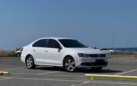 Volkswagen Jetta VI, 2014 год, 1 190 000 рублей, 2 фотография