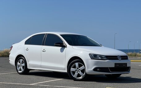 Volkswagen Jetta VI, 2014 год, 1 190 000 рублей, 4 фотография