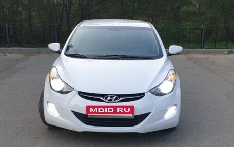 Hyundai Avante, 2013 год, 1 200 000 рублей, 2 фотография
