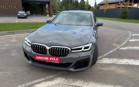 BMW 5 серия, 2020 год, 4 850 000 рублей, 4 фотография