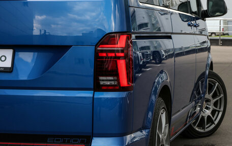 Volkswagen Multivan T6 рестайлинг, 2020 год, 7 400 000 рублей, 30 фотография