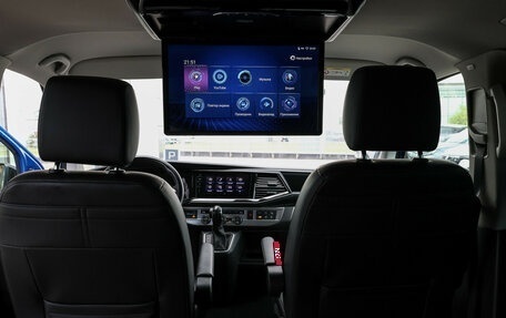 Volkswagen Multivan T6 рестайлинг, 2020 год, 7 400 000 рублей, 27 фотография
