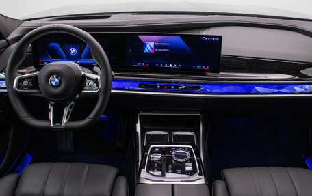 BMW 7 серия, 2025 год, 16 100 000 рублей, 11 фотография