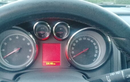 Opel Astra J, 2012 год, 640 000 рублей, 7 фотография