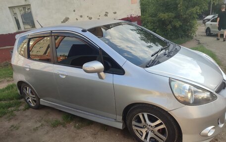Honda Fit III, 2003 год, 380 000 рублей, 2 фотография