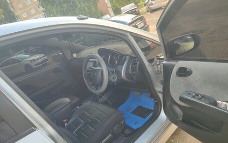 Honda Fit III, 2003 год, 380 000 рублей, 4 фотография