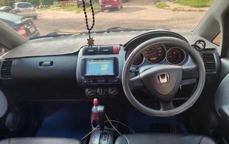 Honda Fit III, 2003 год, 380 000 рублей, 3 фотография