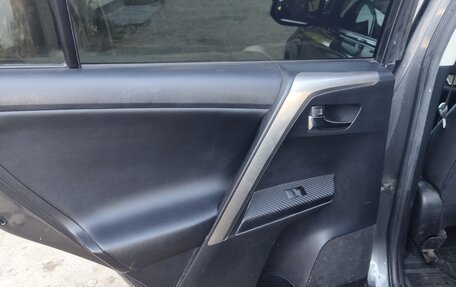 Toyota RAV4, 2013 год, 2 180 000 рублей, 16 фотография