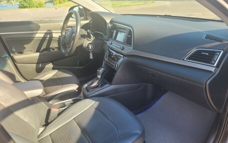 Hyundai Elantra VI рестайлинг, 2016 год, 1 270 000 рублей, 12 фотография
