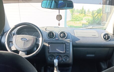 Ford Fiesta, 2005 год, 230 000 рублей, 8 фотография