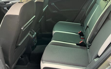 Volkswagen Tiguan II, 2019 год, 2 900 000 рублей, 16 фотография