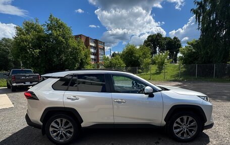 Toyota RAV4, 2020 год, 2 740 000 рублей, 10 фотография