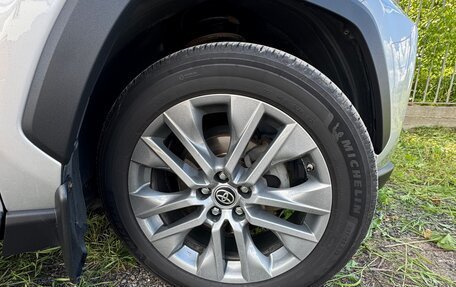 Toyota RAV4, 2020 год, 2 740 000 рублей, 20 фотография