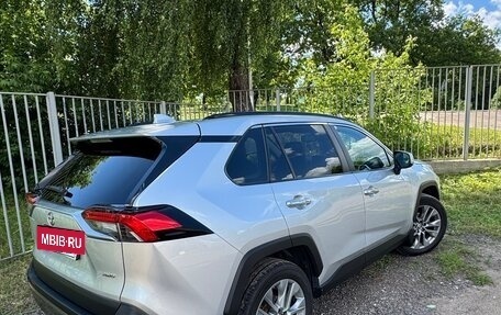 Toyota RAV4, 2020 год, 2 740 000 рублей, 19 фотография