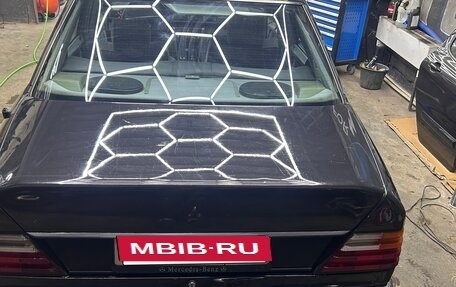 Mercedes-Benz W124, 1990 год, 350 000 рублей, 12 фотография