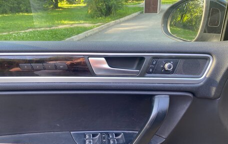 Volkswagen Touareg III, 2012 год, 2 849 000 рублей, 7 фотография