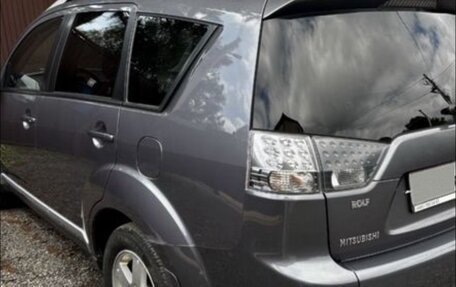 Mitsubishi Outlander III рестайлинг 3, 2007 год, 1 100 000 рублей, 3 фотография