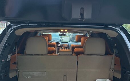 Toyota Sequoia II рестайлинг, 2015 год, 3 200 000 рублей, 11 фотография