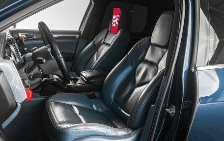 Porsche Cayenne III, 2012 год, 2 300 000 рублей, 15 фотография
