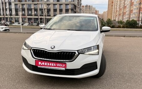 Skoda Rapid II, 2020 год, 1 550 000 рублей, 2 фотография