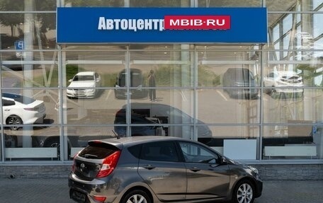 Hyundai Solaris II рестайлинг, 2011 год, 799 000 рублей, 2 фотография
