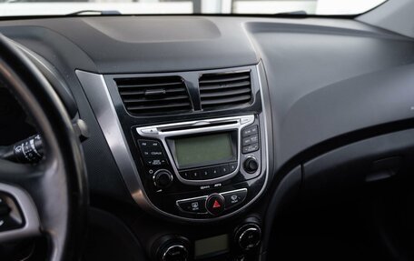 Hyundai Solaris II рестайлинг, 2011 год, 799 000 рублей, 11 фотография