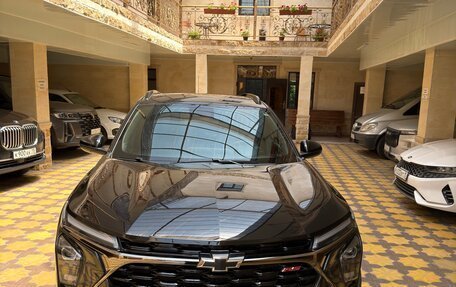 Chevrolet Trax, 2023 год, 2 040 000 рублей, 2 фотография