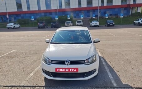 Volkswagen Polo VI (EU Market), 2013 год, 850 000 рублей, 3 фотография