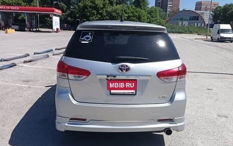 Toyota Wish II, 2010 год, 1 300 000 рублей, 5 фотография