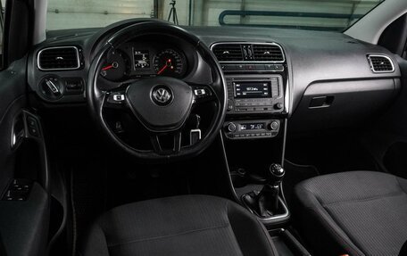 Volkswagen Polo VI (EU Market), 2017 год, 998 000 рублей, 6 фотография