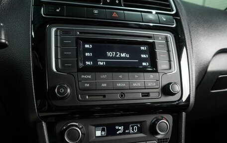 Volkswagen Polo VI (EU Market), 2017 год, 998 000 рублей, 12 фотография