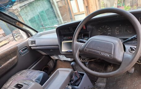 Toyota HiAce H100, 1992 год, 220 000 рублей, 3 фотография