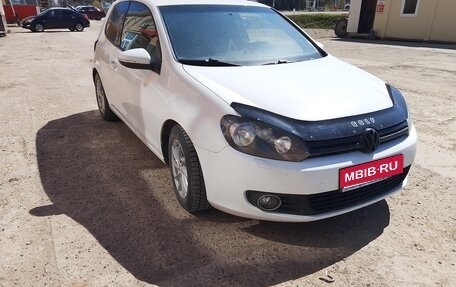Volkswagen Golf VI, 2012 год, 750 000 рублей, 1 фотография