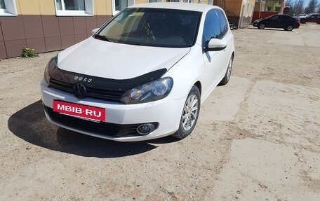 Volkswagen Golf VI, 2012 год, 750 000 рублей, 2 фотография