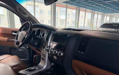 Toyota Sequoia II рестайлинг, 2011 год, 3 850 000 рублей, 9 фотография