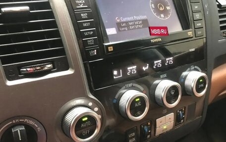Toyota Sequoia II рестайлинг, 2011 год, 3 850 000 рублей, 4 фотография