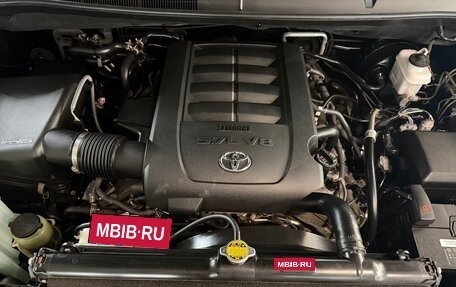 Toyota Sequoia II рестайлинг, 2011 год, 3 850 000 рублей, 5 фотография