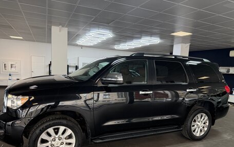 Toyota Sequoia II рестайлинг, 2011 год, 3 850 000 рублей, 15 фотография