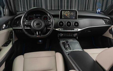 KIA Stinger I, 2018 год, 2 999 000 рублей, 13 фотография
