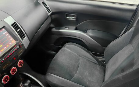 Mitsubishi Outlander III рестайлинг 3, 2007 год, 1 050 000 рублей, 12 фотография