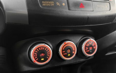 Mitsubishi Outlander III рестайлинг 3, 2007 год, 1 050 000 рублей, 21 фотография