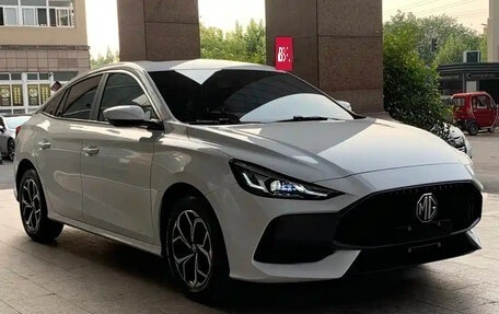 MG 5, 2023 год, 794 020 рублей, 2 фотография