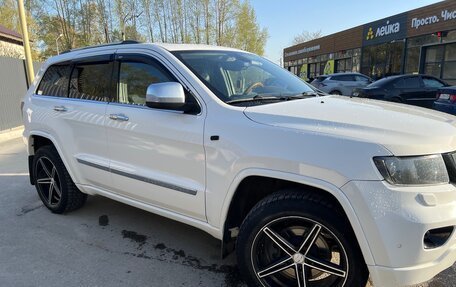 Jeep Grand Cherokee, 2010 год, 1 650 000 рублей, 2 фотография
