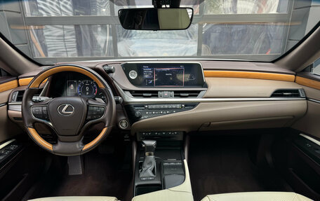 Lexus ES VII, 2018 год, 3 890 000 рублей, 13 фотография