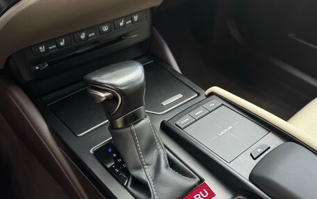 Lexus ES VII, 2018 год, 3 890 000 рублей, 22 фотография
